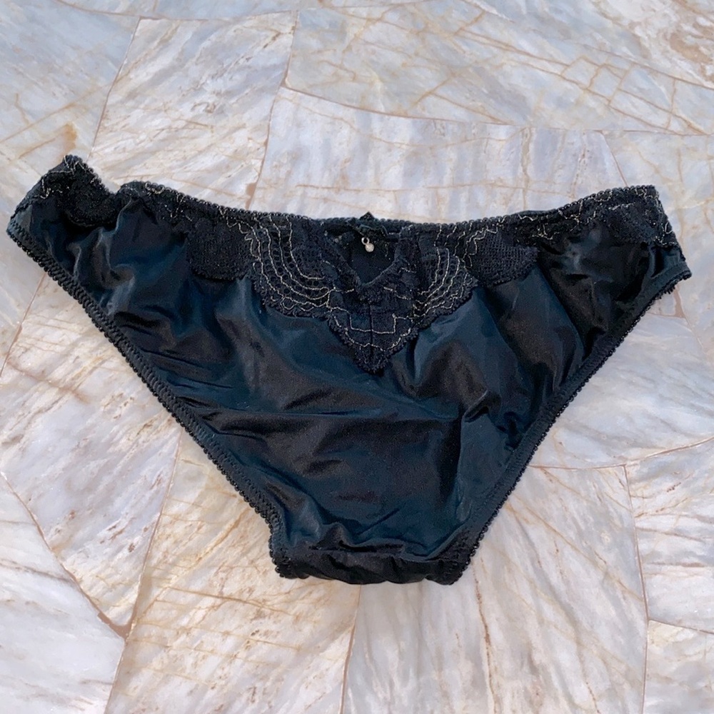VS Very Sexy Low-Rise Bikini Panty Underwear Small Black